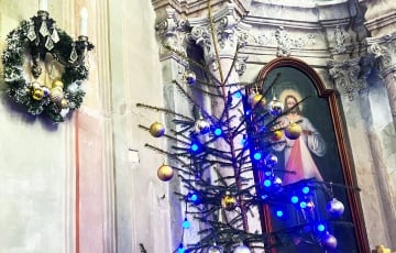 Дети показали спектакль по библейским мотивам в слонимском костеле