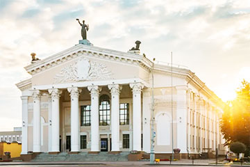 Беларусский театр объявил набор актеров без образования и опыта