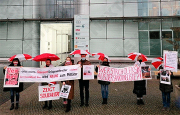 Белорусы Гамбурга открыли серию пикетов против корпорации Körber AG