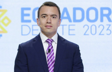 Избирком Эквадора объявил о победе действующего президента на выборах