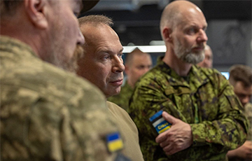 Главком Сил обороны Эстонии побывал на передовой в Украине