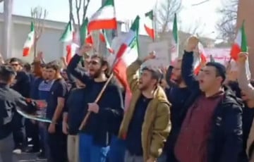 В Иране вспыхнули новые акции протеста