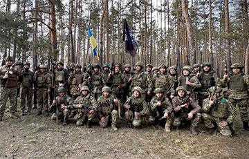 Бойцы ВСУ «нокаутировали» колонну московитских танков на Луганщине