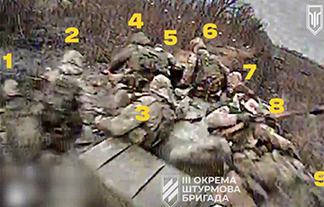 Украинские воины одним FPV-дроном ликвидировали сразу 11 оккупантов на БМП