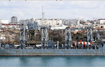 Московия направила 110-летний корабль «Коммуна» для поиска уничтоженного крейсера «Москва»
