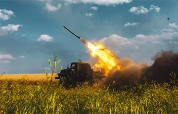 Воин ВСУ одним залпом из «Града» уничтожил 54 единицы московитской техники