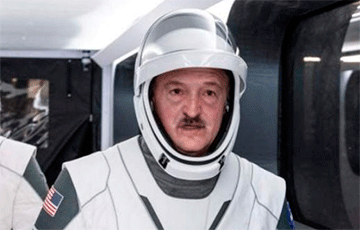 Лукашенко вернулся из космоса