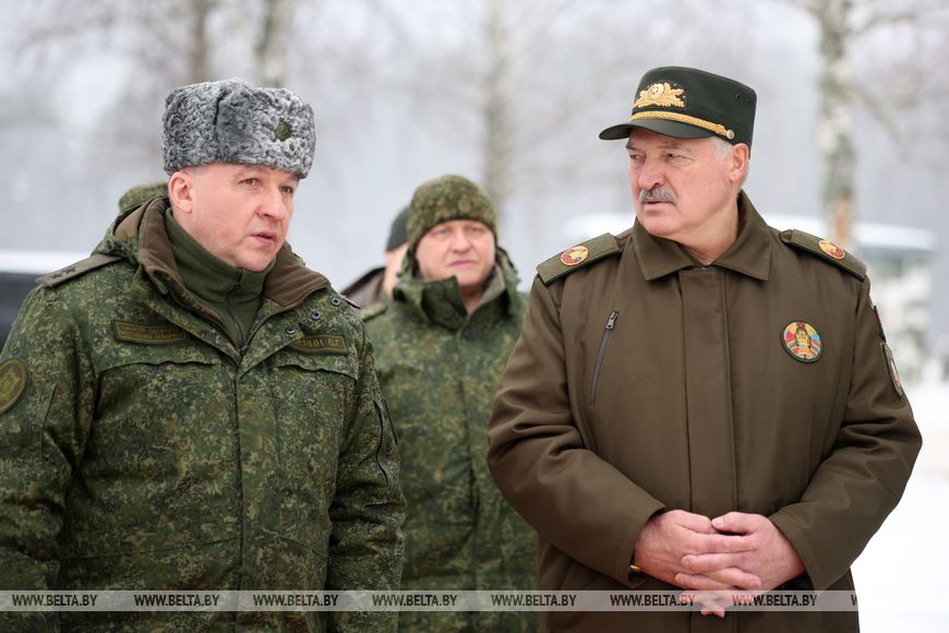 Хренин: военные Беларуси должны постоянно быть в напряжении, готовы морально и физически