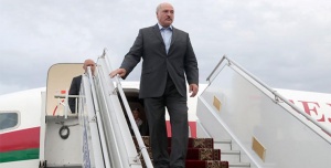 Лукашенко снова летит в Москву