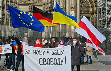 Белорусы Кельна, Гамбурга и Познани вышли на яркие акции солидарности