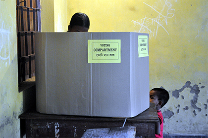 Баллотирующихся в сельсоветы в индийском штате Бихар обязали иметь дома туалеты