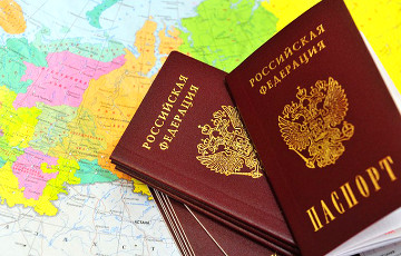 Юрий Береза: Единственное, что он может обеспечить паспорт РФ - это отсылку на Колыму