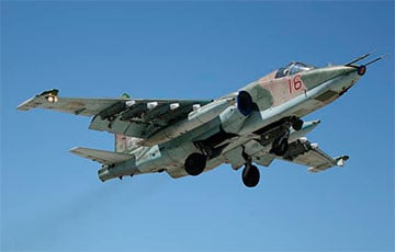 Украинцы поразили ракетой московитский штурмовик Су-25