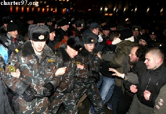 Акция солидарности с Беларусью на Евро-2012 (Фото)