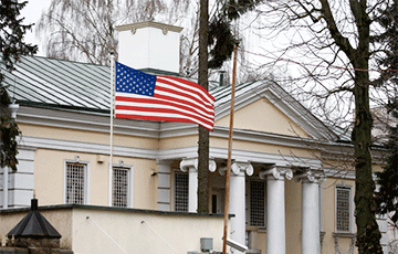 Американское посольство потроллило лукашистов