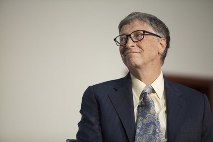 Гейтс ответил на вызов Цукерберга и облился ледяной водой