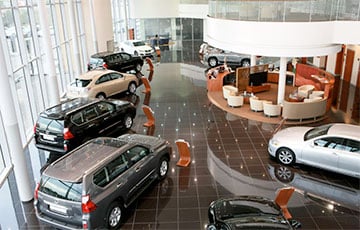 Продажи новых автомобилей в Беларуси в сентябре упали в 10 раз