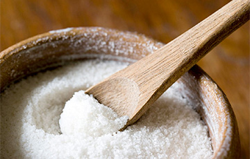 Диетолог развеял популярные у беларусов мифы про соль