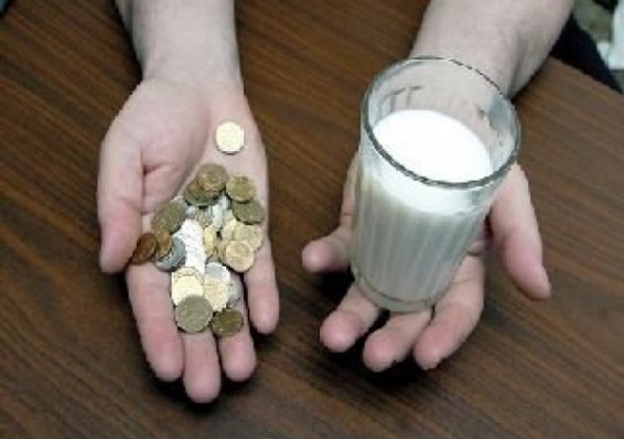 Русый посоветовал аграриям материализовать молоко в валюту