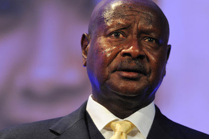 Президент Уганды отказался объявлять гомосексуалов вне закона