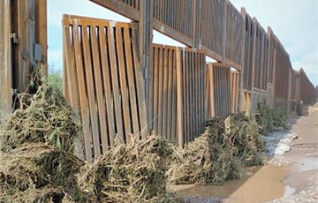 Стена Трампа на границе с Мексикой начала разрушаться: фотофакт