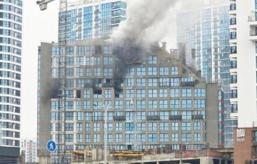 В Минске загорелся дом в комплексе «Минск-Мир»