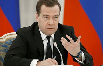 The Washington Post: РФ отмахнулась от громких обвинений в коррупции в адрес Медведева
