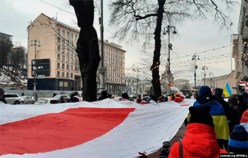 Всемирный день солидарности напомнил: «Жыве Беларусь!»