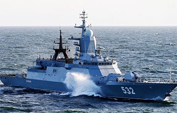 Украина ударила по военным кораблям РФ в городе-крепости возле Петербурга