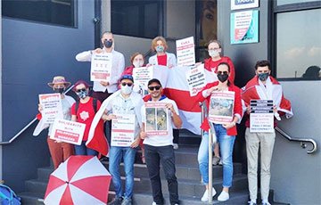 Белорусы Австралии пикетировали офис Yara в Сиднее