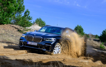 BMW выпустила более доступный X5 без лишних опций