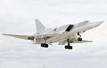 Момент падения московитского Ту-22М3 показали на видео
