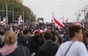 Воскресный марш в Минске в фотографиях