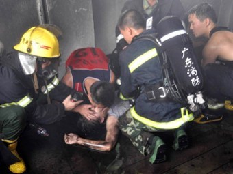 В результате поджога китайской фабрики погибли 14 человек