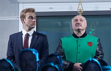 Лукашенко выписал своему сыну «президентскую стипендию»