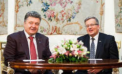 Порошенко и Коморовский едут в Молдову