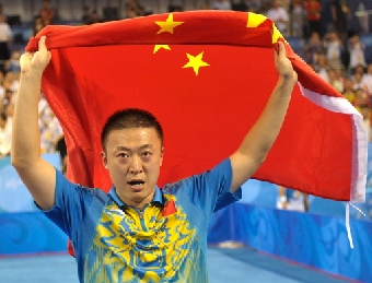 Китайцы выиграли олимпийский командный турнир по настольному теннису