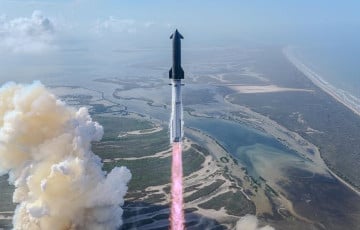 SpaceX впервые запустила самую большую ракету Starship V3 в мире