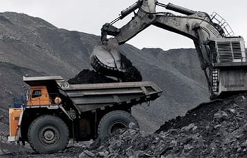 Экспорт московитского угля обвалился более чем на 20%