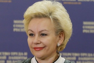 Министр труда рассказала, когда в Беларуси сократят декретный отпуск