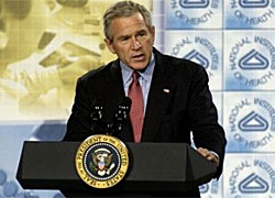 Джордж Буш написал письма белорусским политзаключенным