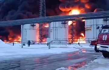 Диалог московитовок, наблюдающих за пожаром на нефтебазе в Клинцах, вызвал бурную реакцию в Сети
