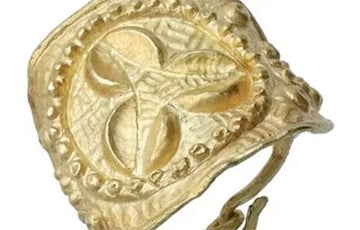 Артефакт за $35 тысяч: кольцо из шкафа оказалось редкой находкой возрастом 2000 лет