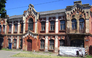 В Барановичах продают здание 1902 года