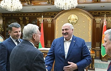 «Лукашенко дали отмашку в Москве»