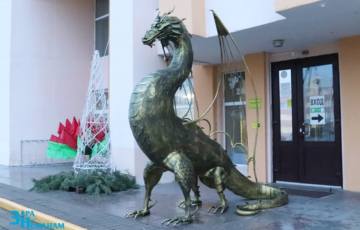 Дракон в Мостах вынудил лукашистов засуетиться