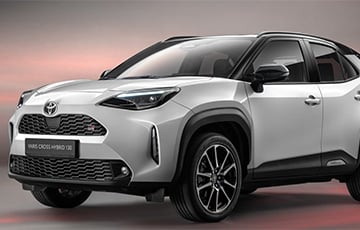 Недорогой премиальный кроссовер Toyota показали в неожиданном виде