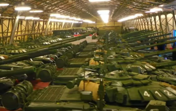 Не только склады с боеприпасами: ВСУ уничтожили военную технику РФ в Крыму