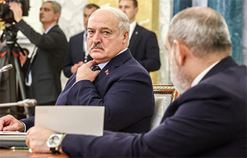 Пашинян умножает страхи Лукашенко