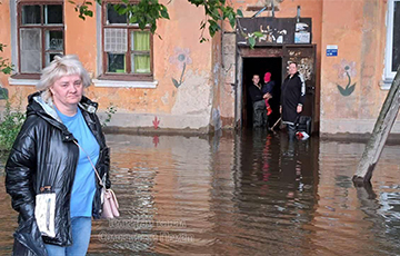 Наводнение в РФ: жена губернатора призвала жителей затопленных районов радоваться дождю